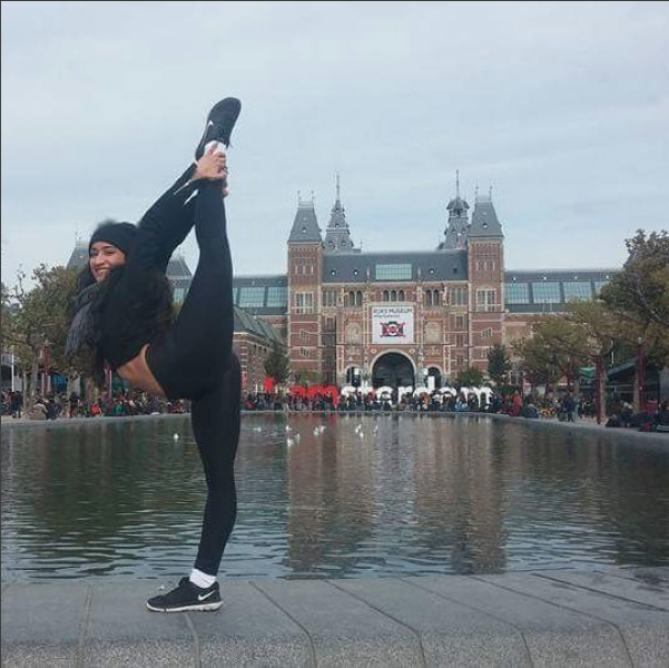 cheerleading image of flexibility